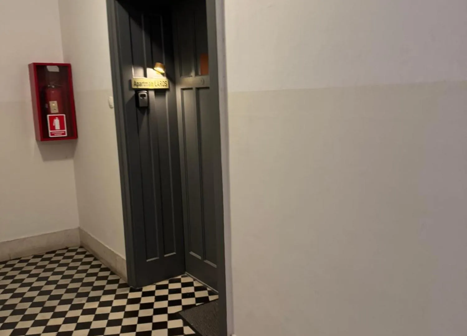 Apartman Laros Split 0*,  Croatia